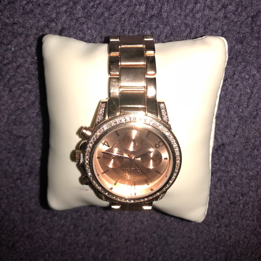 ROSE GOLD WATCH